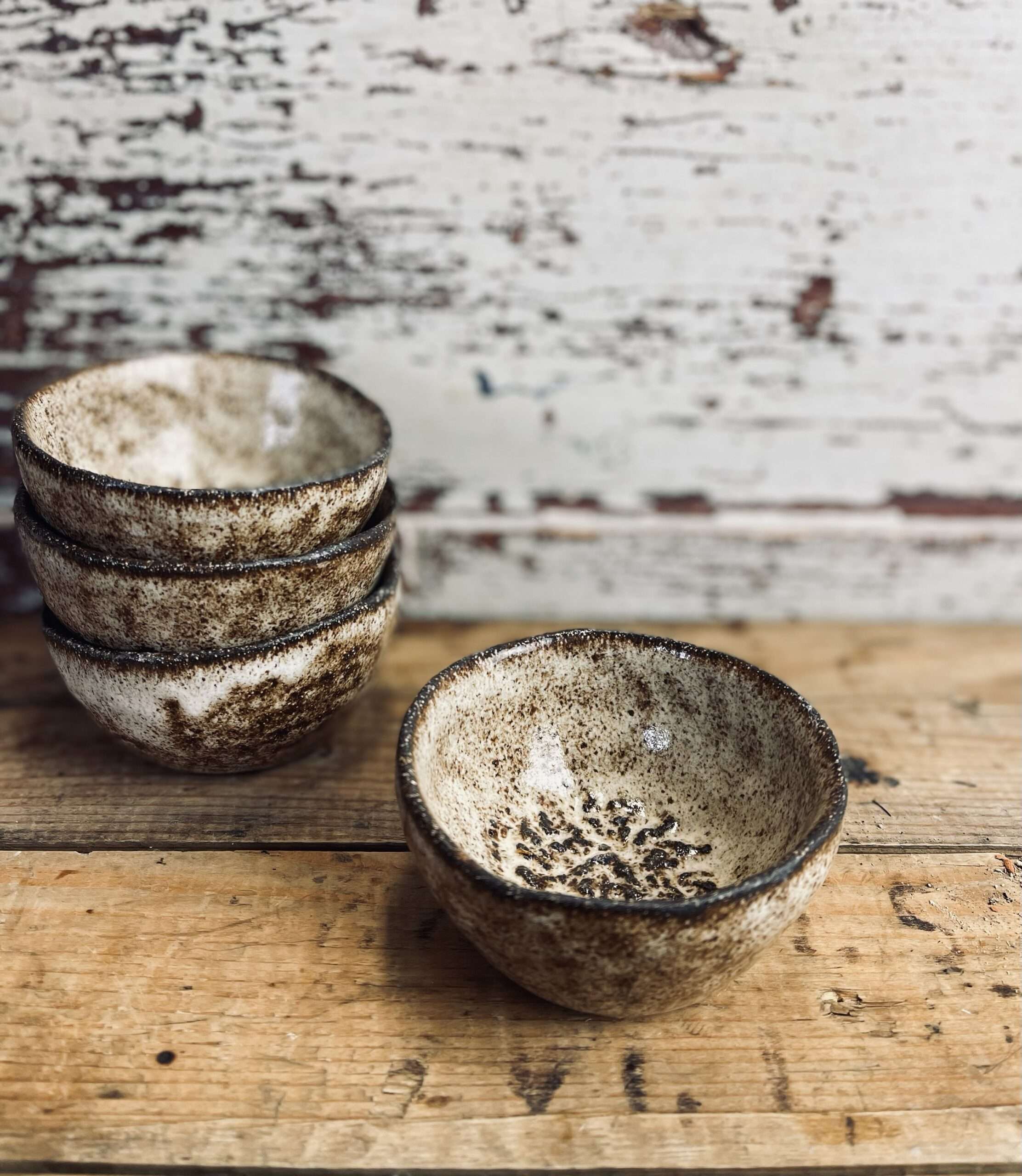 Unikaalne Kästitöö Keraamia, Töötoad, Tellimustööd