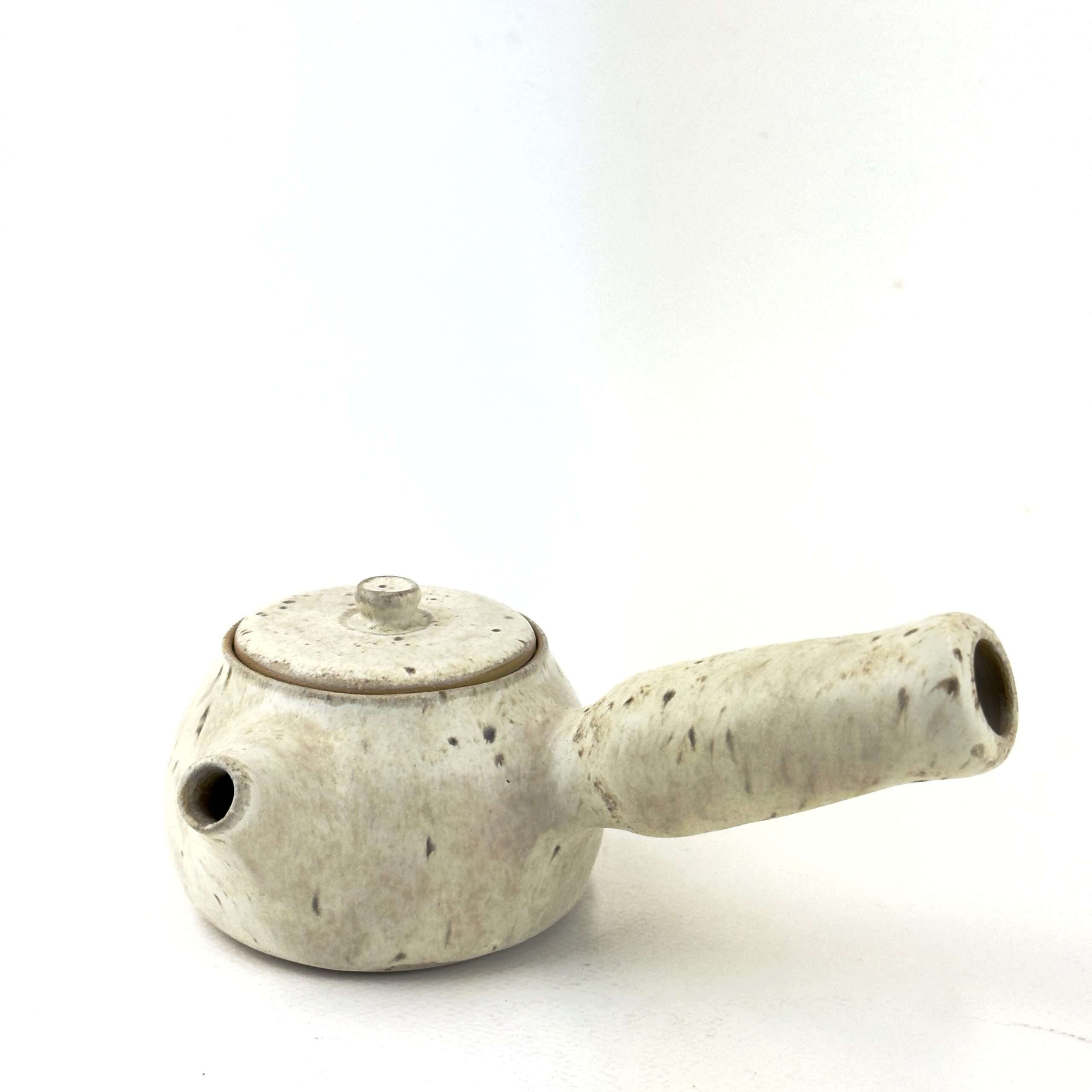 Unikaalne Kästitöö Keraamia, Töötoad, Tellimustööd